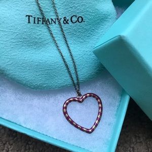 NEW Tiffany & Co. pink heart necklace